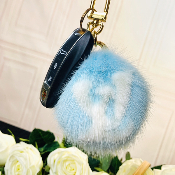 ブランドキーホルダー角部分ディテール